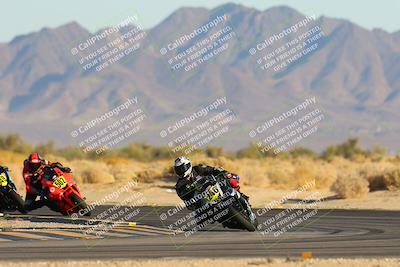 media/Jan-11-2025-CVMA (Sat) [[ddeb3f563a]]/Race 13-Amateur Supersport Open/